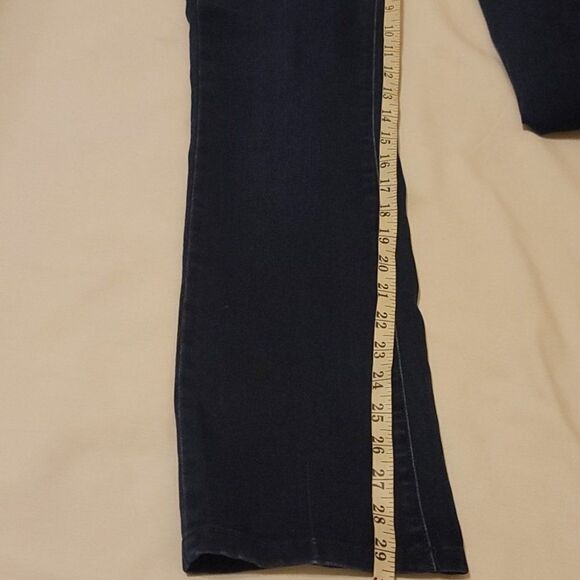 Paige Manhattan jeans size 26 - Picture 6 of 10